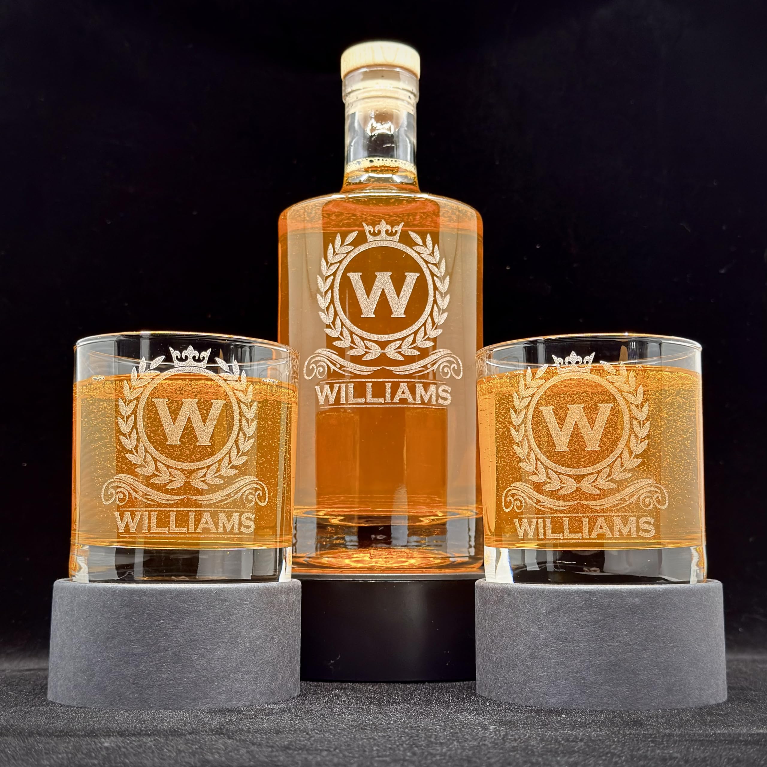 Personalized Whiskey Decanter Set, Custom Engraved Gift for Men, 25oz 750ml Liquor Decanter, Father's Day & Retirement Gifts